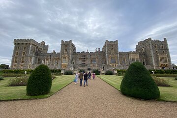 Private Windsor Castle, Stonehenge, and Bath from London