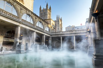 Stonehenge and Bath Day Trip from London